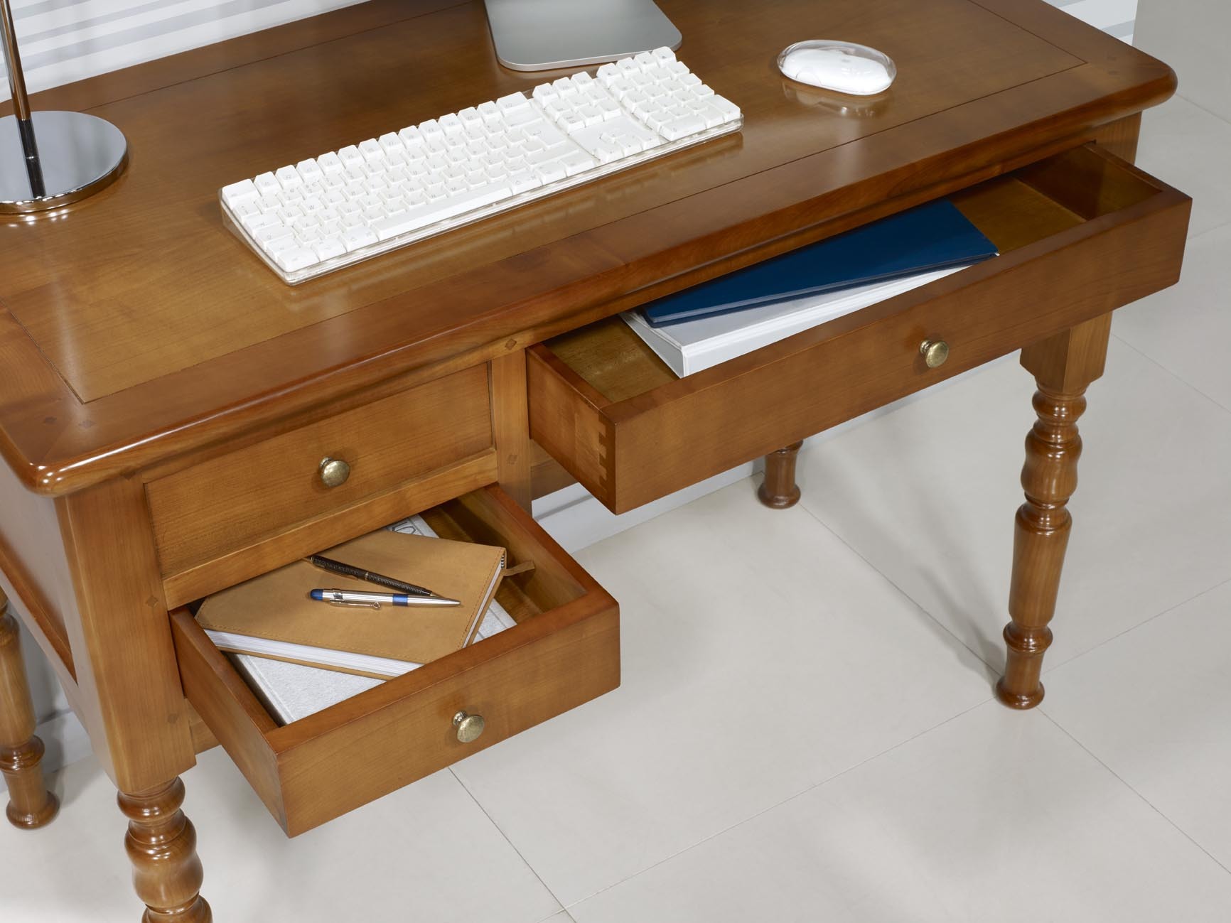 Mesa escritorio Â½ RÃ©my en madera maciza de cerezo estilo Louis Philippe , meuble en Merisier