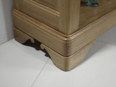 Mueble TV Paul 16/9 fabricado en madera de roble macizo al estilo Louis Philippe