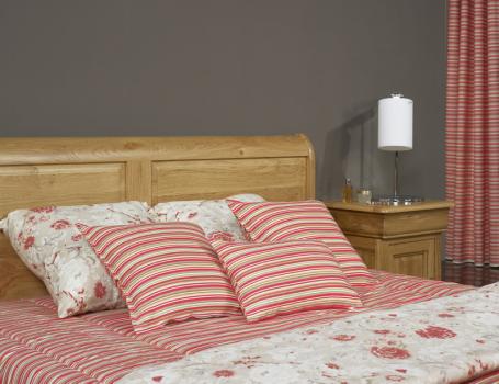 Cama barco fabricada en madera de roble macizo en estilo Louis Philippe 140*190