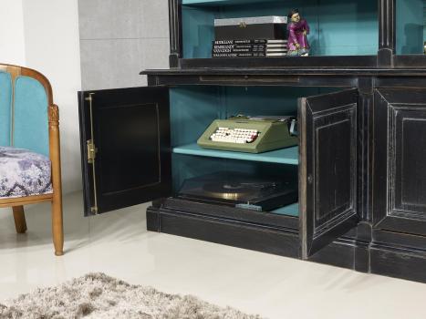 Biblioteca Alix de 2 cuerpos y 6 puertas, fabricada en madera de roble macizo de estilo Directoire con escalera