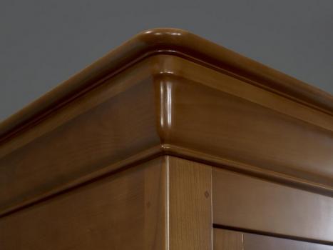 Armario de 2 puertas y 2 cajones fabricado en madera de Cerezo macizo al estilo Louis Philippe
