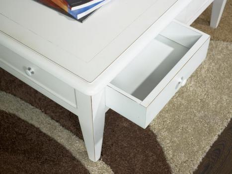 Mesa de centro cuadrada Iris fabricada en madera de cerezo macizo estilo Directoire