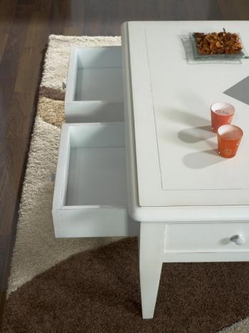Mesa de centro cuadrada Iris fabricada en madera de cerezo macizo estilo Directoire