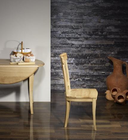 Silla Filipe fabricada en madera maciza de roble estilo rústico