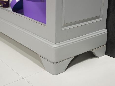 Estantería Librería Thiago fabricada en madera maciza de roble estilo Louis Philippe con 4 estantes