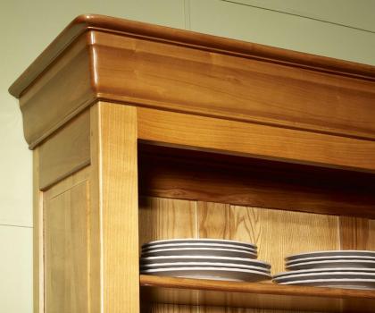 Armario cocina Mathilde fabricado en madera de Cerezo macizo al estilo de Louis Philippe