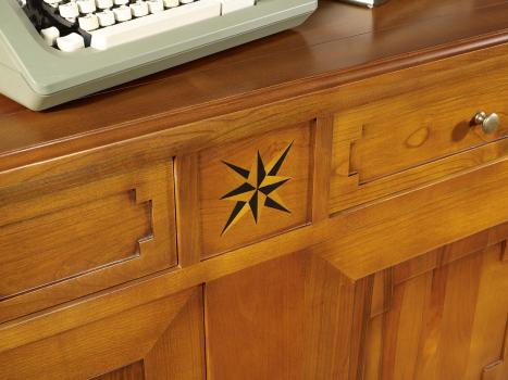 Aparador 2 puertas y 2 cajones con Marquetería Rose Vientos fabricada en madera de Cerezo Macizo estilo Directorio