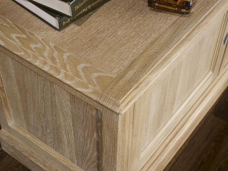 Mueble TV Damien fabricado en madera de Roble macizo estilo Directorio longitud 2,00 metros acabado cepillado blanqueado