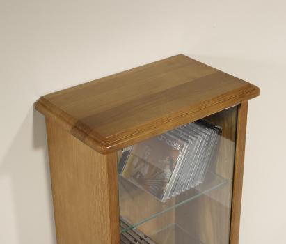 Mueble Torre CD/DVD fabricado en madera de Roble macizo estilo Louis Philippe