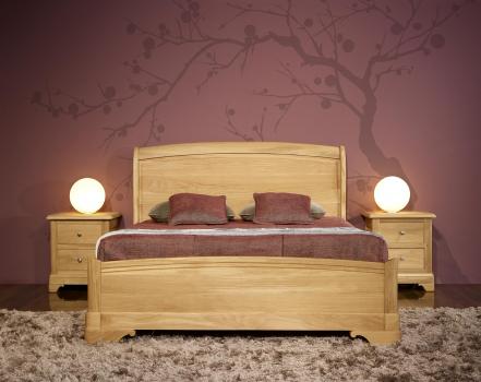 Mesa de noche 2 cajones -Baptiste hecha de madera de roble macizo estilo Louis Phlippe acabado Roble Escovado Natural