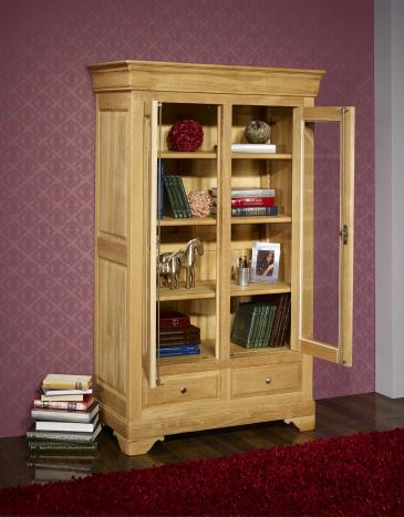Biblioteca Luis de 2 puertas fabricada en madera de roble macizo estilo Louis Philippe 