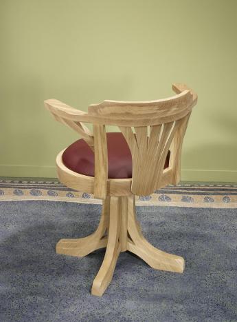 Silla de escritorio giratorio fabricado en madera de roble macizo estilo Louis Philippe