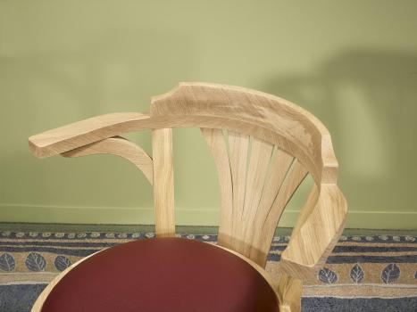 Silla de escritorio giratorio fabricado en madera de roble macizo estilo Louis Philippe