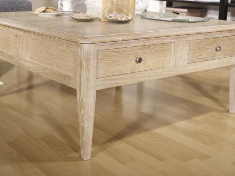 Mesa de centro cuadrada fabricada en madera de Roble macizo estilo Directoire 