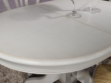 Mesa de comedor ovalada con pata central de Roma 150x110 fabricada en madera de roble macizo al estilo Louis Philippe acabado en roble cepillado gris perla