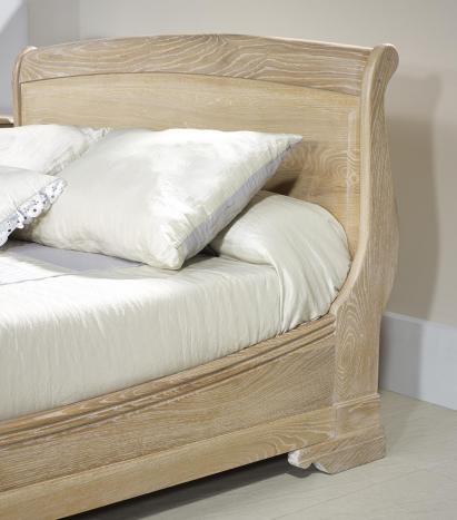 Cama Rafael fabricada en madera de roble macizo en estilo Louis Philippe 140x190 1 DISPONIBLE
