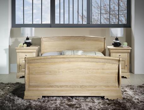 Cama Rafael fabricada en madera de roble macizo en estilo Louis Philippe 140x190 1 DISPONIBLE