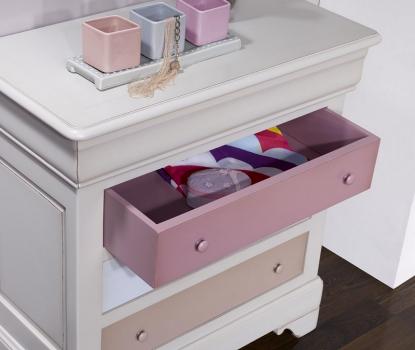 Cómoda Carolina de 4 cajones fabricada en madera de cerezo macizo estilo Louis Philippe 