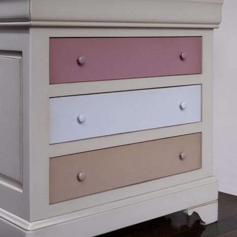 Cómoda Carolina de 4 cajones fabricada en madera de cerezo macizo estilo Louis Philippe 