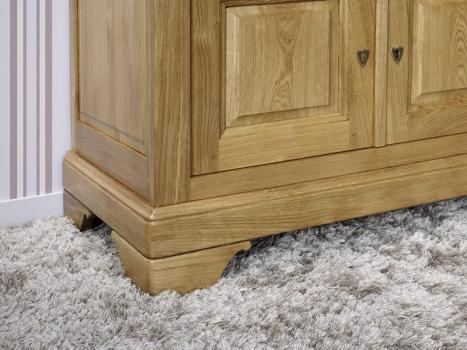 Mueble TV 2 puertas Boris fabricado en madera de Roble macizo al estilo Louis Philippe