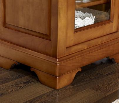 Armario vitrina  de 1 puerta y 1 cajón fabricada en madera maciza de cerezo al estilo Louis Philippe