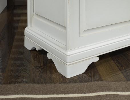Banco Baúl Pauline  fabricado en madera de cerezo macizo al estilo Louis Philippe acabado Gris Perla