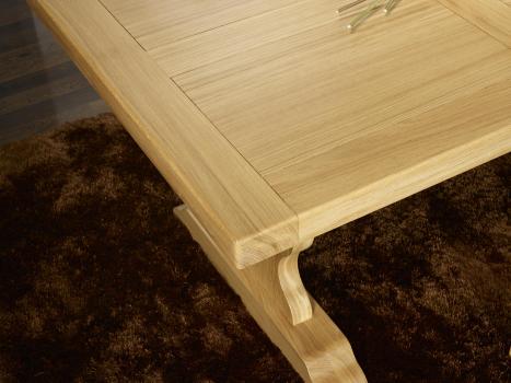 Mesa de comedor  Monasterio fabricada en madera maciza de roble tabla 200x100 estilo rústico