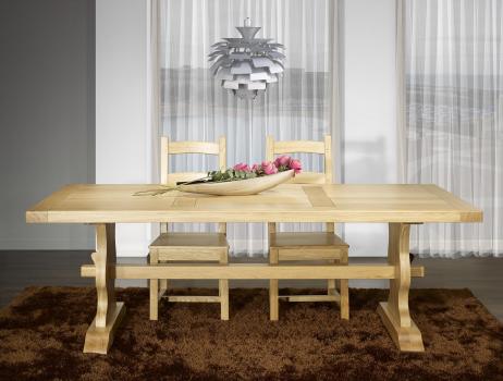Mesa de comedor  Monasterio fabricada en madera maciza de roble tabla 200x100 estilo rústico