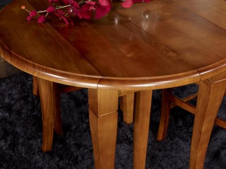 Mesa de comedor redonda extensible y con alas abatibles fabricada en madera de cerezo macizo al estilo Louis Philippe con 3 extensiones de 40cm