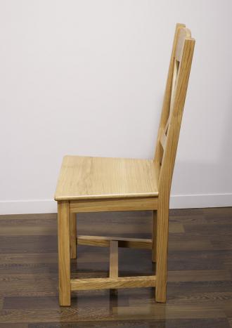 Silla Olivier fabricada en madera de roble macizo estilo rústico