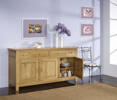 Aparador Buffet de 3 puertas y 4 cajones fabricada en madera maciza de roble estilo rústico
