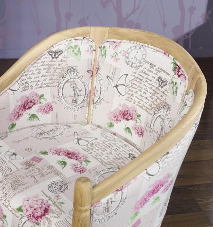 Sillón Barbara Cabriolet fabricado en madera de roble macizo estilo Louis Philippe