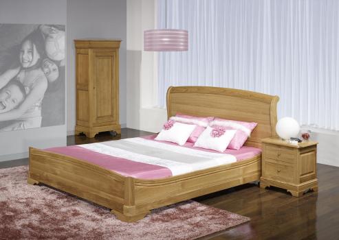 Cama Lorenzo 160x200 fabricada en madera de roble macizo en estilo Louis Philippe 