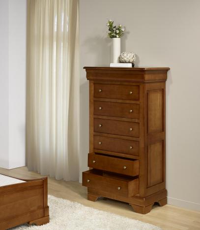 Cajonera fabricada en madera de Cerezo Macizo al estilo Louis Philippe