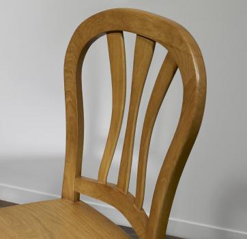 Silla Hugo fabricada en madera de roble macizo en estilo Louis Philippe ASIENTO DE ROBLE