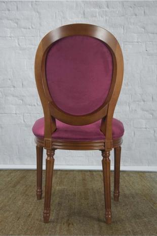 Silla Emilia fabricada en madera de Cerezo macizo estilo Louis XVI 