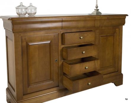Aparador de 2 puertas y 7 cajones fabricado en madera de cerezo macizo al estilo Louis Philippe