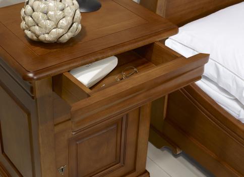 Mesa de noche Guillaume 1 puerta 2 cajones hecha de roble macizo estilo Louis Philippe 