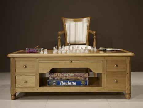 Mesa de centro y juego de ajedrez fabricada en madera de roble y nogal macizo de estilo Louis Philippe