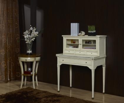 Recibidor Adèle fabricado en madera de cerezo macizo en estilo Directoire