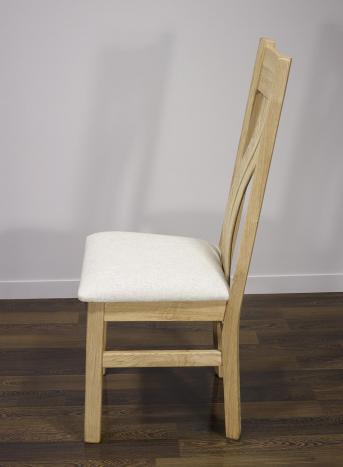 Silla Leonor fabricada en madera de roble macizo asiento de tela Lin acabado roble cepillado