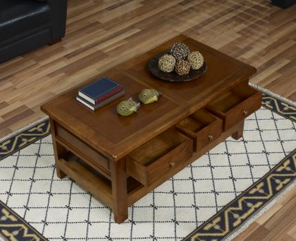 Mesa de centro Emilia fabricada en madera de cerezo macizo en estilo Rústico