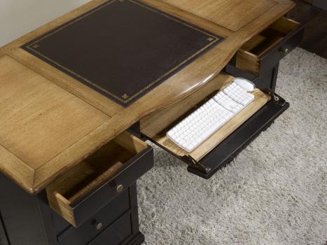 Escritorio Dimitri fabricada en madera de roble macizo al estilo Louis Philippe especial pátina envejecida Moka