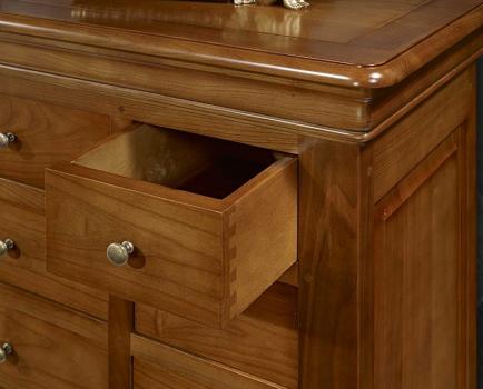 Cómoda Barbara de 11 cajones fabricada en madera de cerezo macizo estilo Louis Philippe 