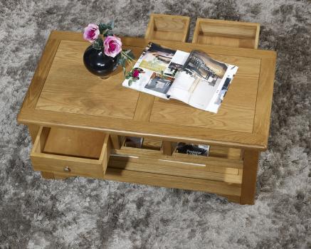 Mesa de centro Rogerio fabricada en madera de roble macizo estilo Louis Philippe