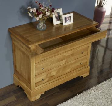 Cómoda Salomé de 4 cajones fabricada en madera de cerezo macizo al estilo de Louis Philippe