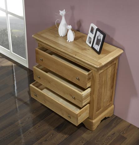 Cómoda Guillermo de 3 cajones fabricada en madera maciza de roble estilo Louis Philippe