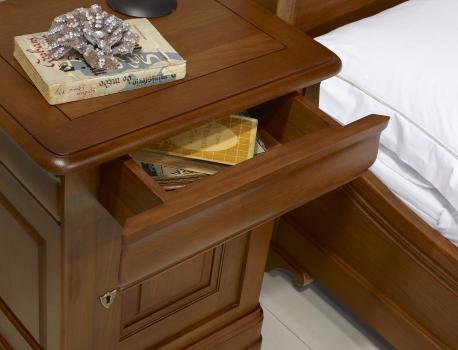 Mesa de noche 1 cajón 1 puerta Hugo fabricada en roble sólido estilo Louis Philippe acabado Roble Medio