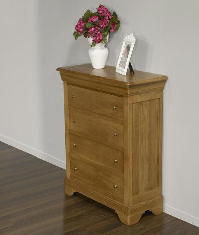 Cómoda Natán de 4 cajones fabricada en madera de roble macizo en estilo Louis Philippe