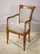 Sillón Eva fabricado en madera de cerezo macizo estilo Louis Philippe